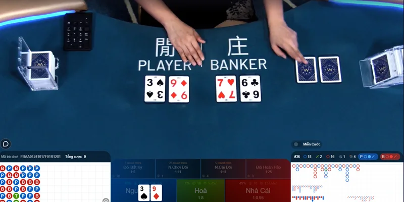 Dealer chia bài trong game Baccarat